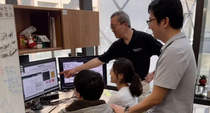 Drs. Li & Pan in EER